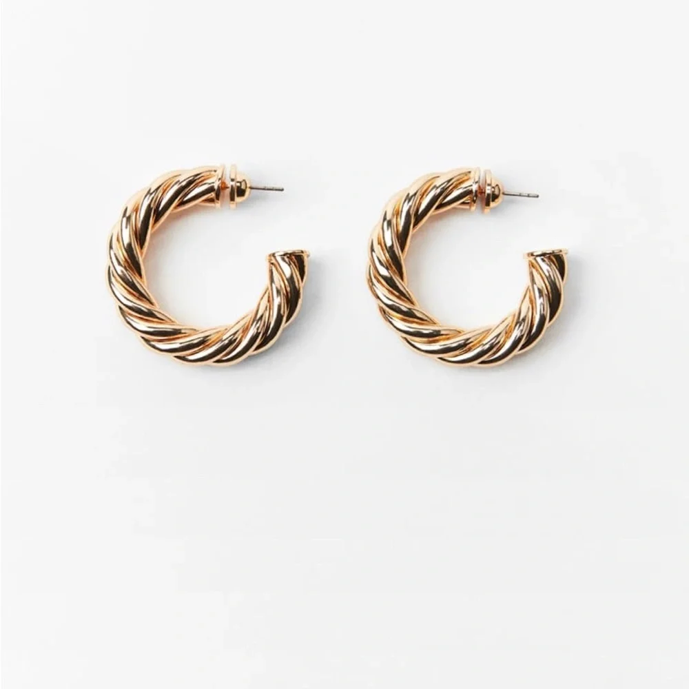 Zara Tiwsted Hoop Earrings - Picture 2 of 6